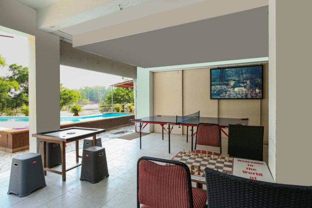 Lake View Resort Lonavala Exteriér fotografie